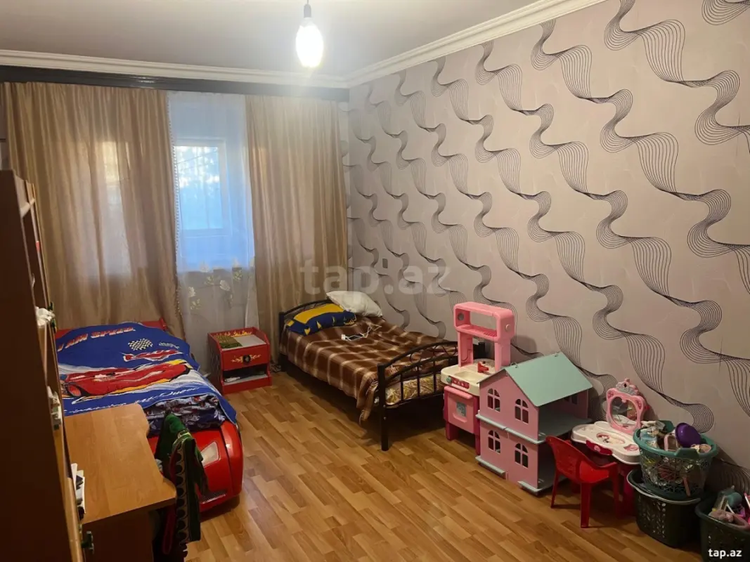 Satılır 3 otaqlı mənzil 72.6 m²