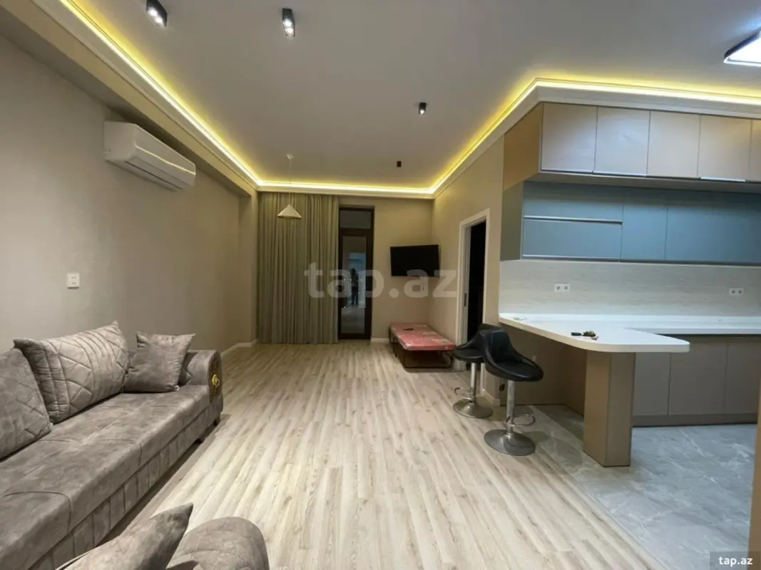 Kirayə verilir 2 otaqlı yeni tikili 79 m²