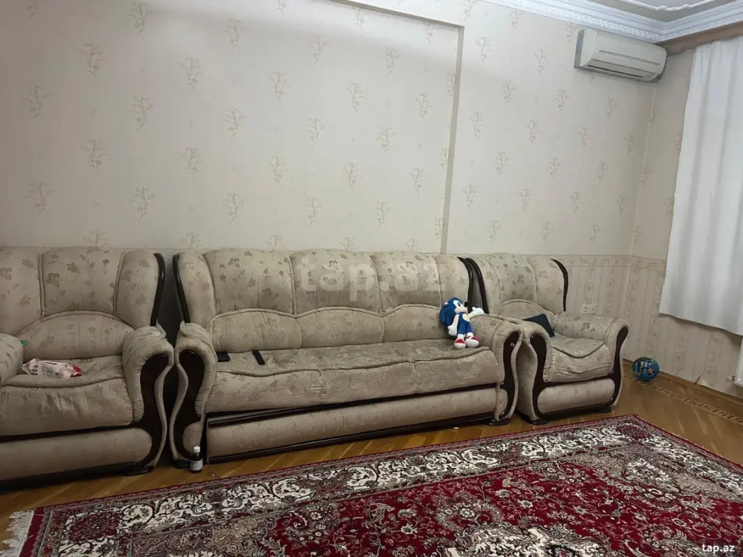 Kirayə verilir 3 otaqlı yeni tikili 97 m²