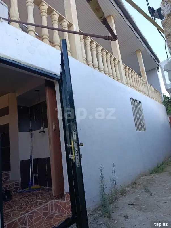 Kirayə verilir 3 otaqlı mənzil 150 m²