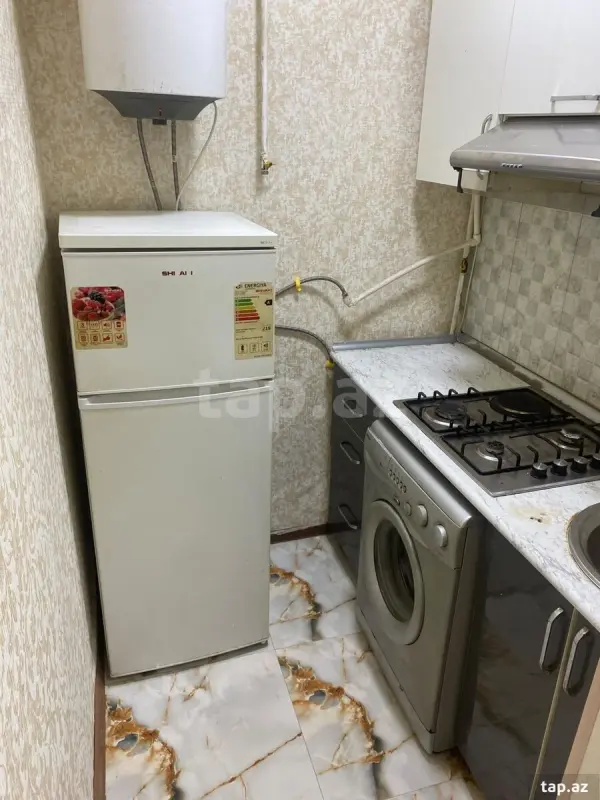 Kirayə verilir 2 otaqlı mənzil 86 m²