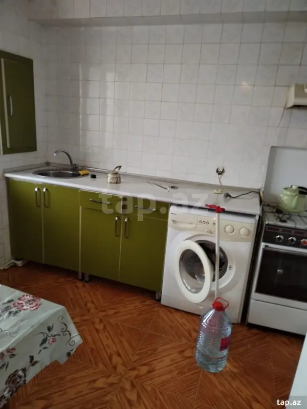Kirayə verilir 3 otaqlı mənzil 90 m²