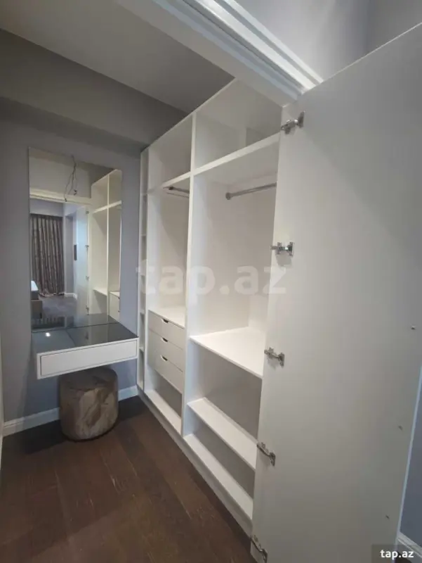 Kirayə verilir 4 otaqlı yeni tikili 130 m²