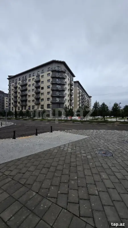 Satılır 3 otaqlı yeni tikili 137 m²