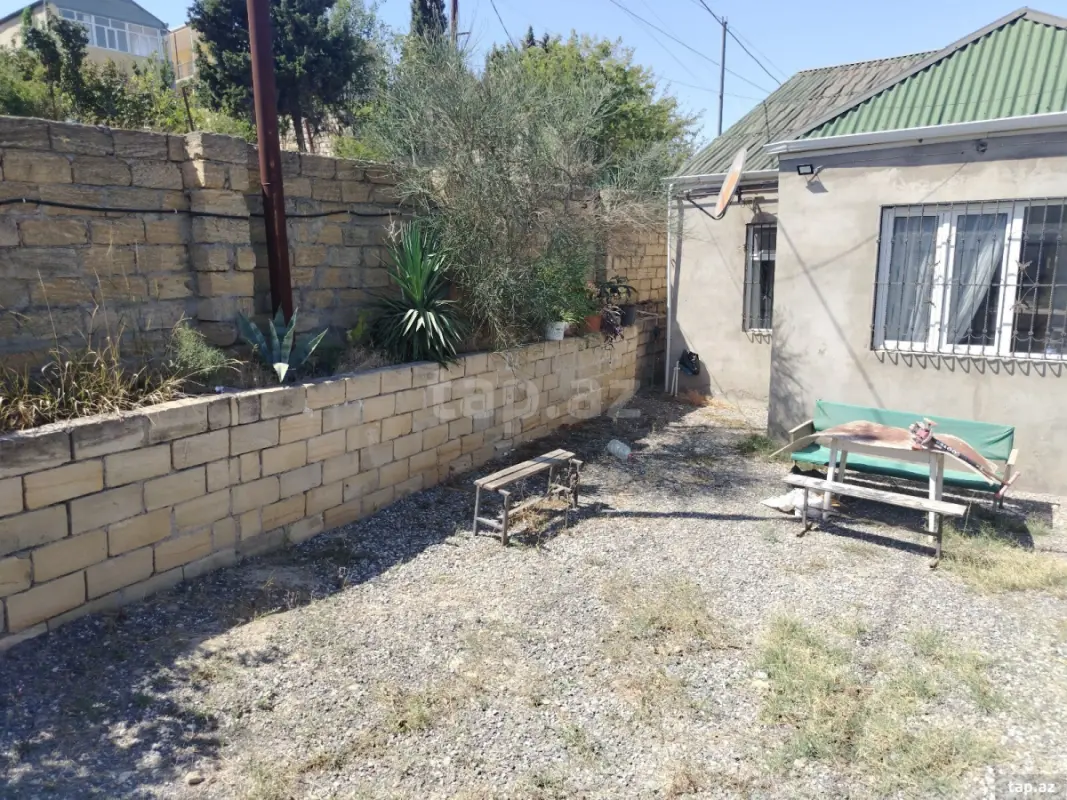 Satılır 3 otaqlı həyət evi 130 m²