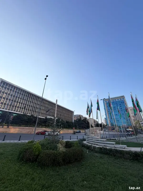 Satılır 3 otaqlı mənzil 87 m²