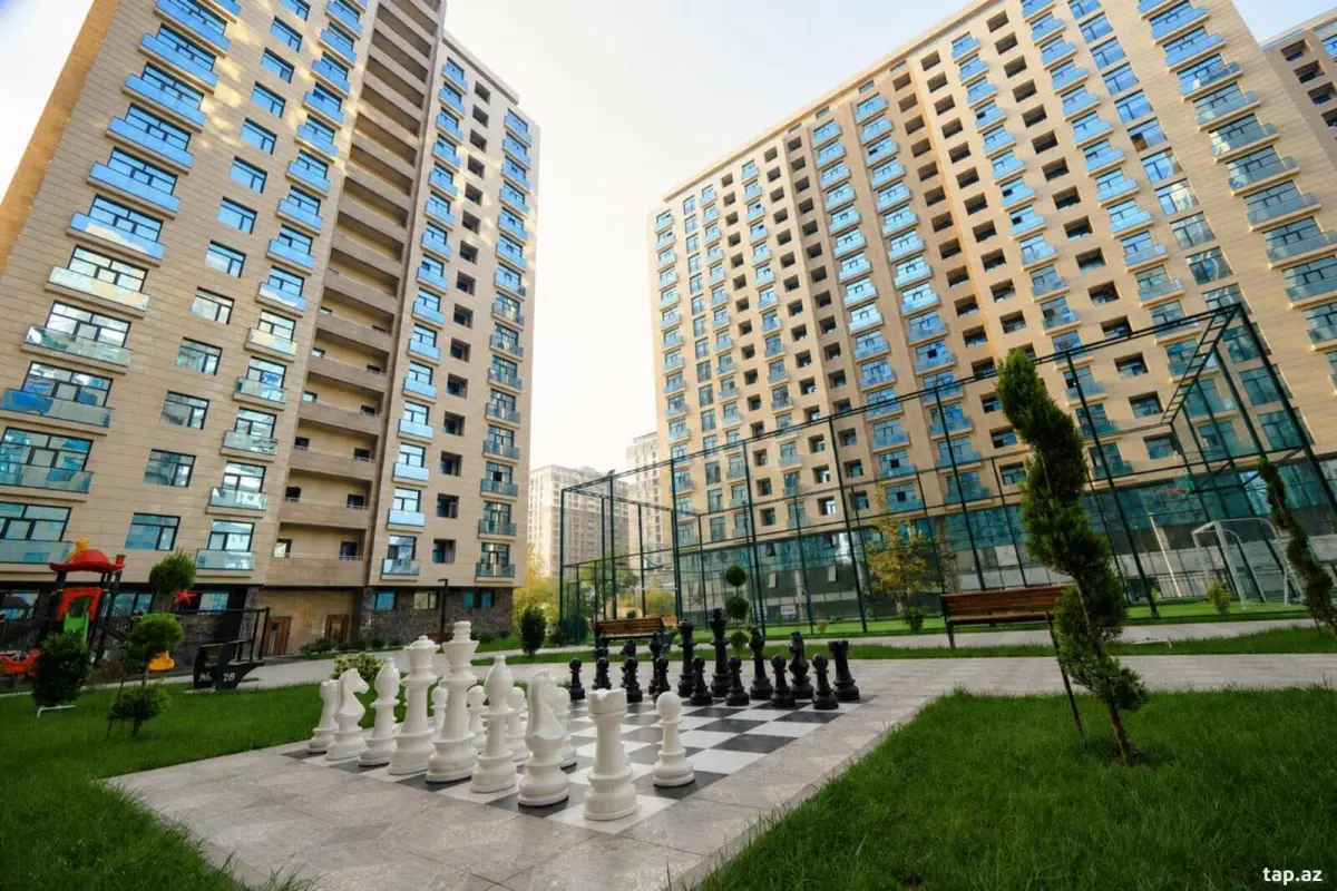 Kirayə verilir 3 otaqlı yeni tikili 120 m²