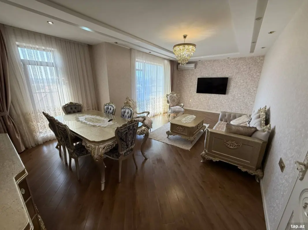 Satılır 3 otaqlı yeni tikili 100 m²
