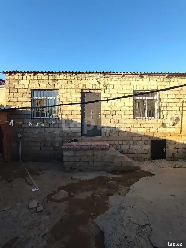 Satılır 3 otaqlı həyət evi 80 m²