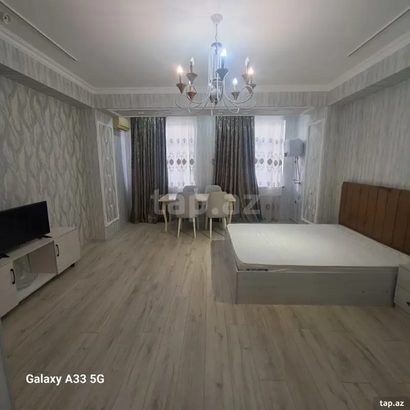 Kirayə verilir 1 otaqlı yeni tikili 43 m²