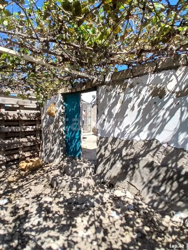 Satılır 4 otaqlı həyət evi 60 m²