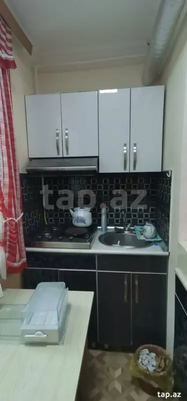 Satılır 4 otaqlı mənzil 90 m²