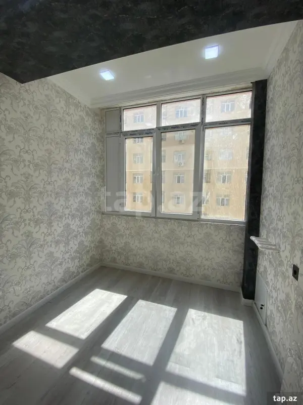 Satılır 2 otaqlı yeni tikili 31 m²