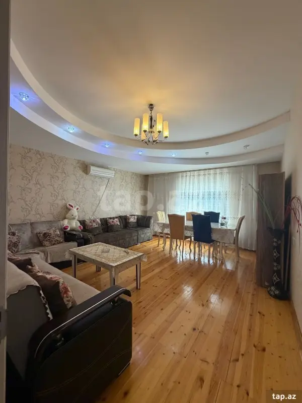 Satılır 3 otaqlı yeni tikili 90 m²