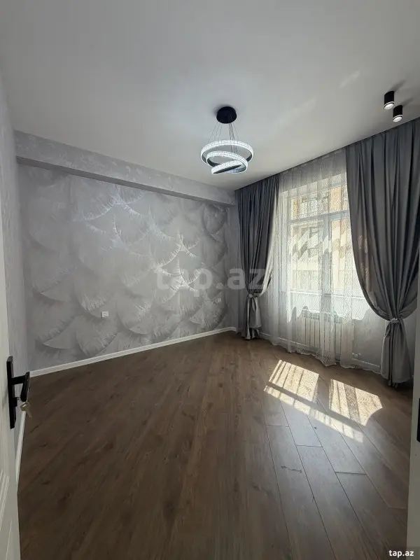 Satılır 3 otaqlı yeni tikili 60 m²
