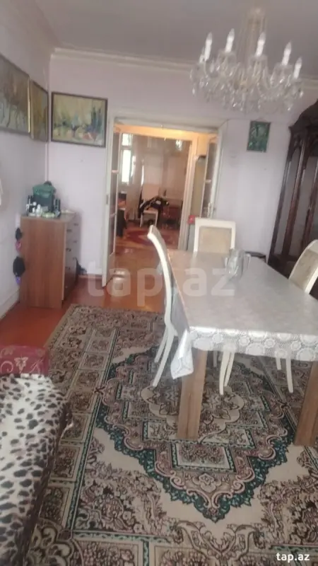Satılır 4 otaqlı mənzil 90 m²