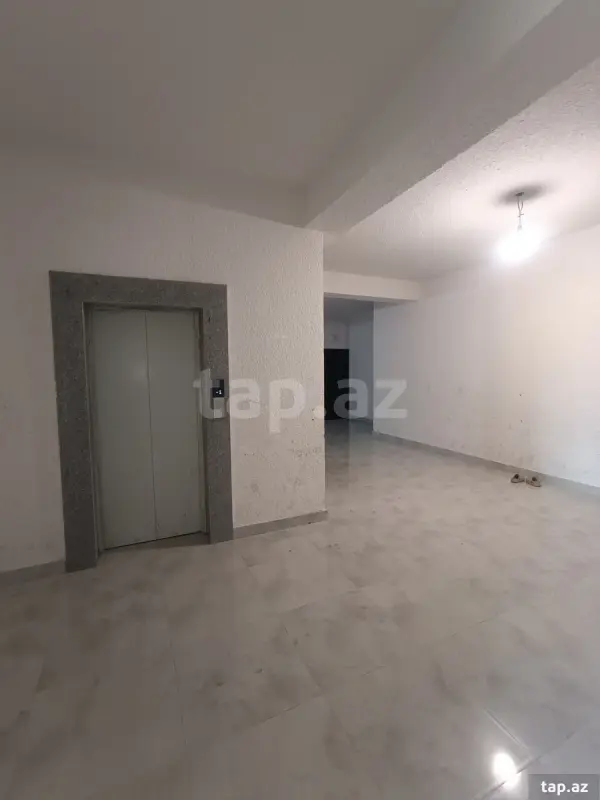 Satılır 3 otaqlı yeni tikili 76 m²