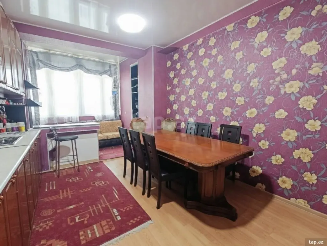 Satılır 3 otaqlı yeni tikili 145 m²