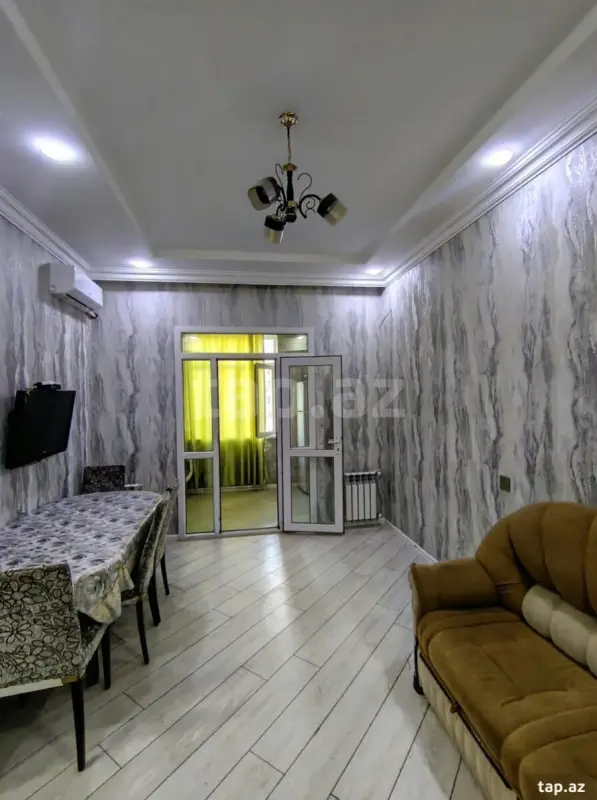 Kirayə verilir 2 otaqlı yeni tikili 60 m²