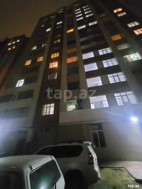 Kirayə verilir 2 otaqlı yeni tikili 75 m²