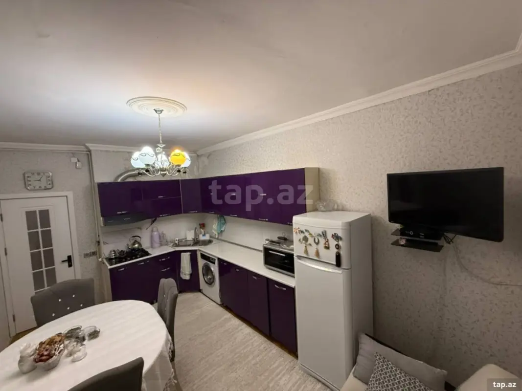 Satılır 2 otaqlı yeni tikili 70 m²