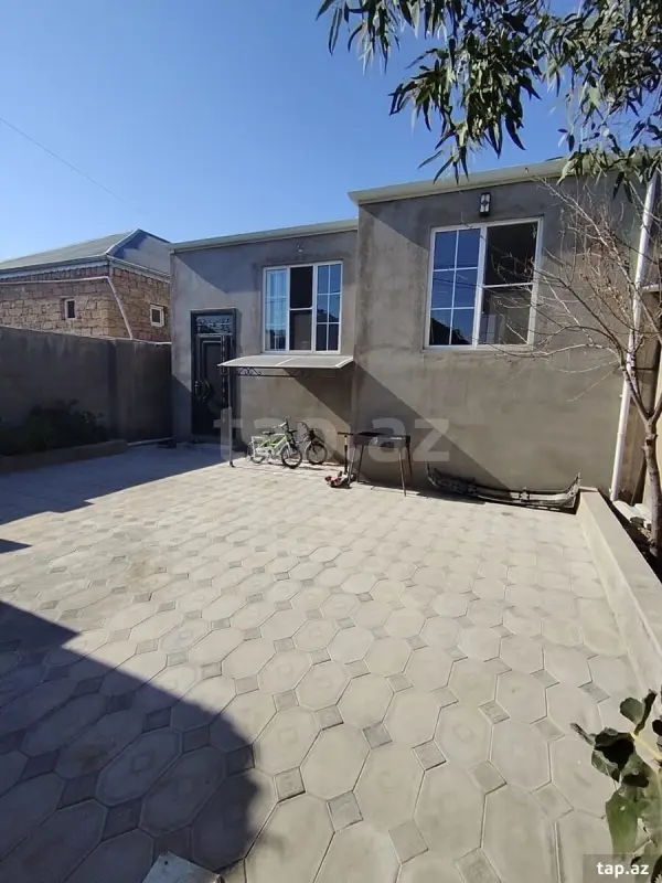 Satılır 4 otaqlı həyət evi 100 m²