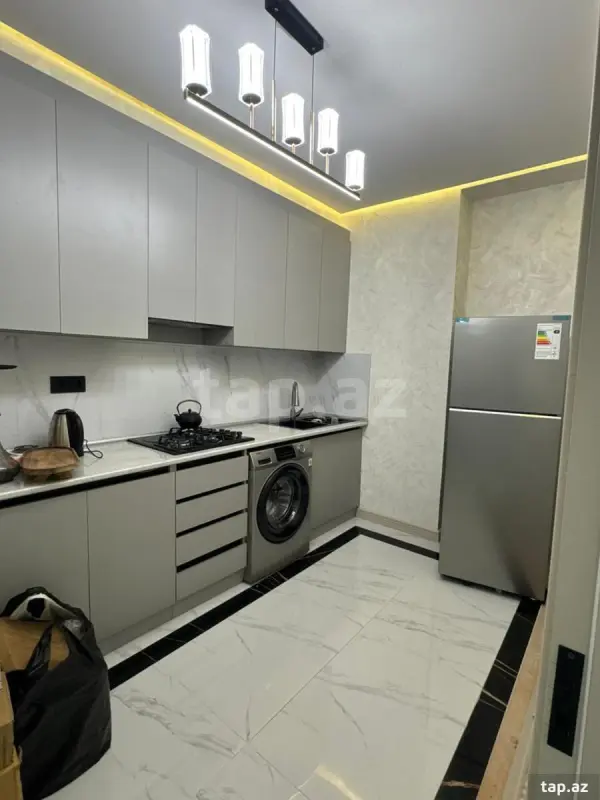 Kirayə verilir 2 otaqlı yeni tikili 70 m²