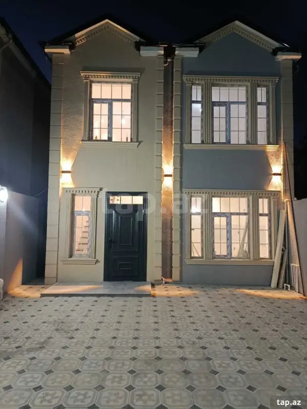 Satılır 4 otaqlı həyət evi 140 m²