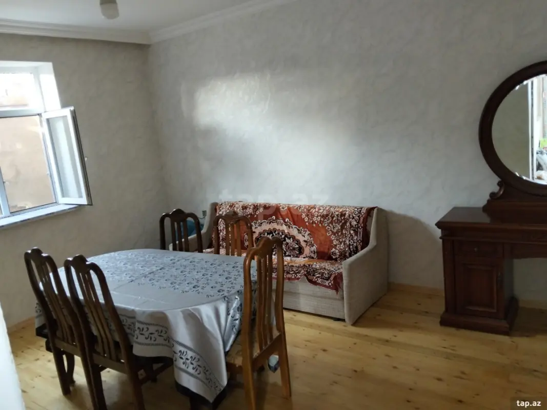 Kirayə verilir 2 otaqlı həyət evi 60 m²