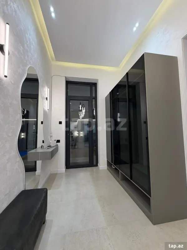 Kirayə verilir 2 otaqlı yeni tikili 100 m²