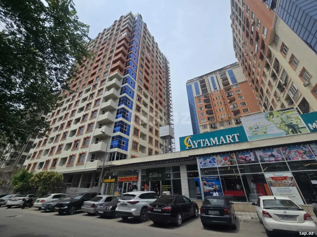 Satılır 3 otaqlı yeni tikili 85 m²