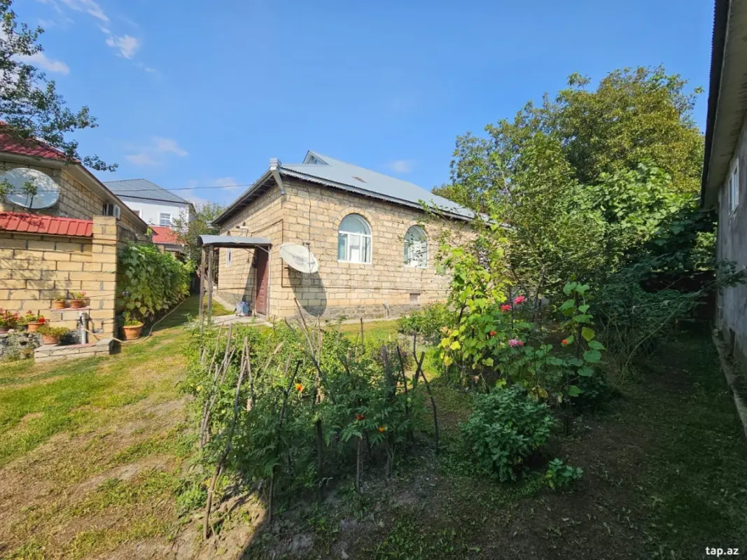 Satılır 3 otaqlı həyət evi 110 m²