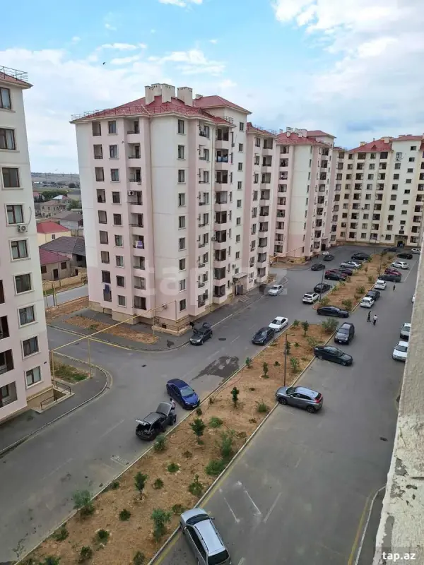 Satılır 4 otaqlı yeni tikili 110 m²