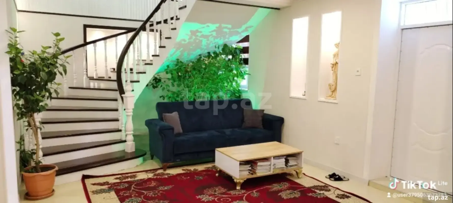 Kirayə verilir 5 otaqlı həyət evi 200 m²