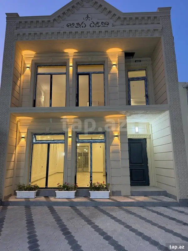 Satılır 4 otaqlı həyət evi 180 m²