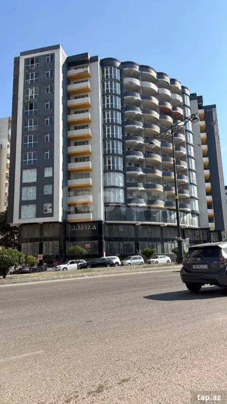Satılır 3 otaqlı yeni tikili 125 m²