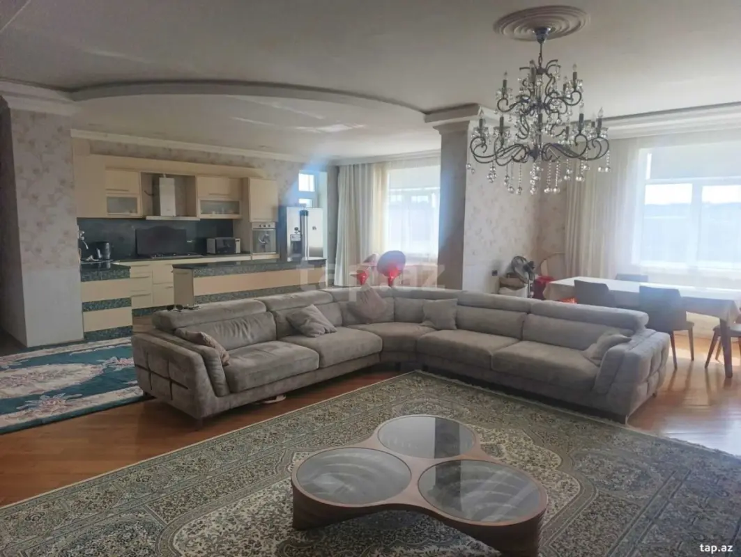 Satılır 3 otaqlı yeni tikili 158 m²