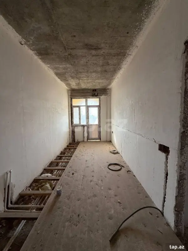Satılır 2 otaqlı yeni tikili 82 m²