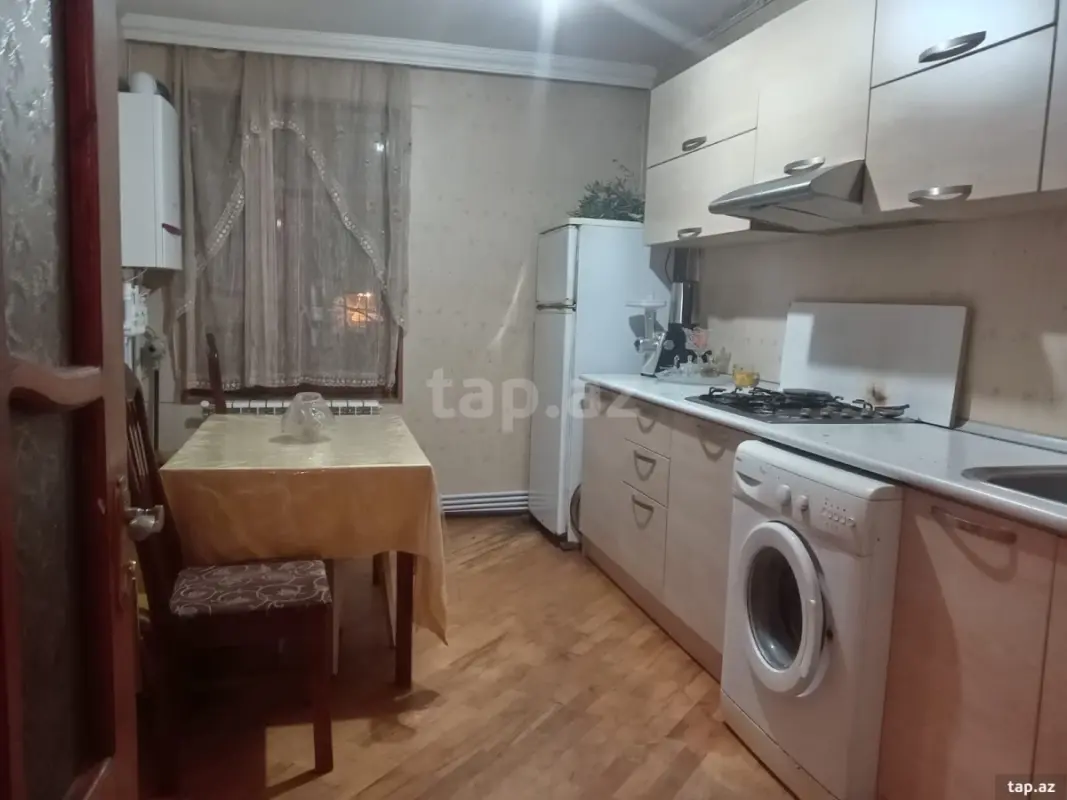 Kirayə verilir 2 otaqlı həyət evi 80 m²