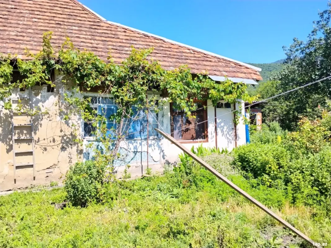 Satılır 4 otaqlı həyət evi 80 m²