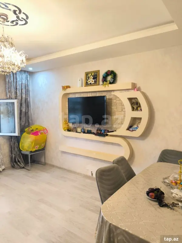 Satılır 2 otaqlı mənzil 52 m²