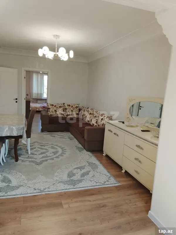 Satılır 3 otaqlı mənzil 46.9 m²