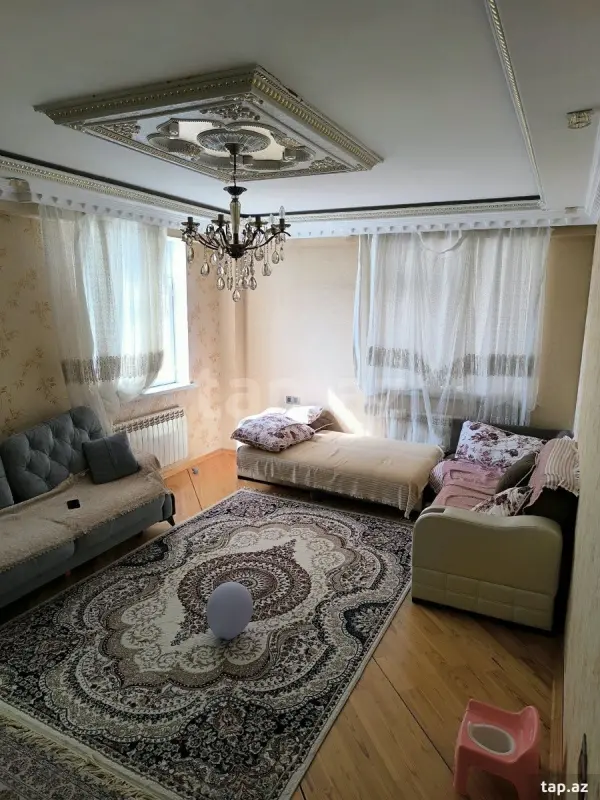 Kirayə verilir 3 otaqlı yeni tikili 110 m²