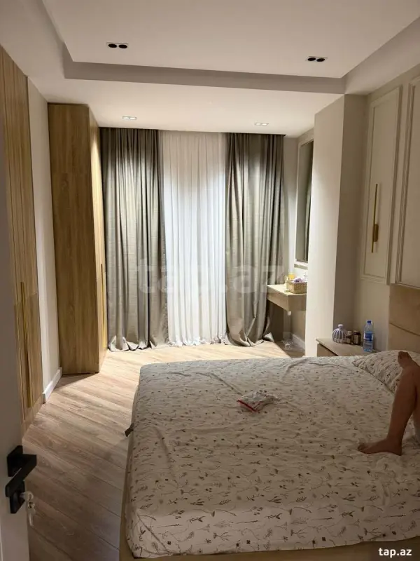 Kirayə verilir 2 otaqlı yeni tikili 75 m²