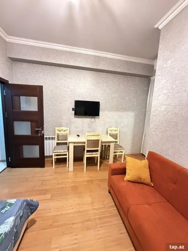 Kirayə verilir 1 otaqlı yeni tikili 30 m²