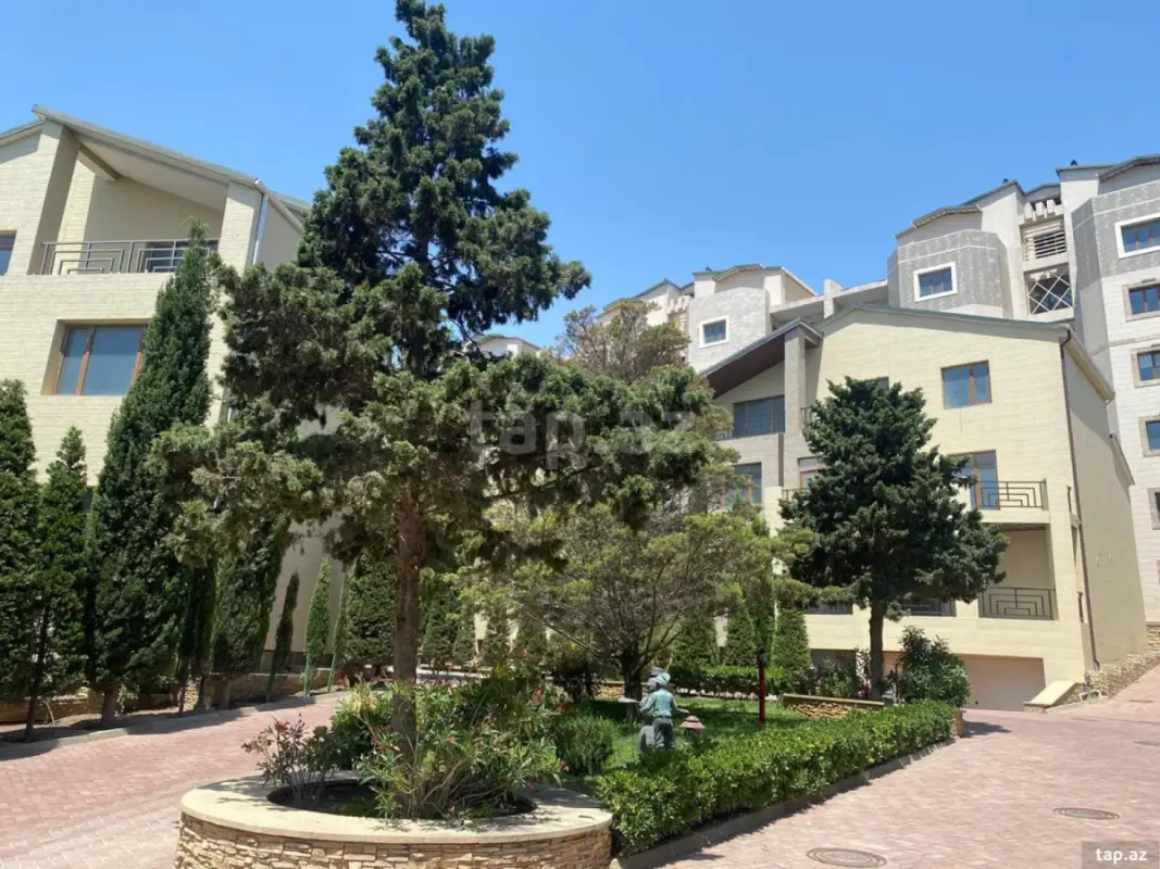 Satılır 3 otaqlı yeni tikili 157 m²