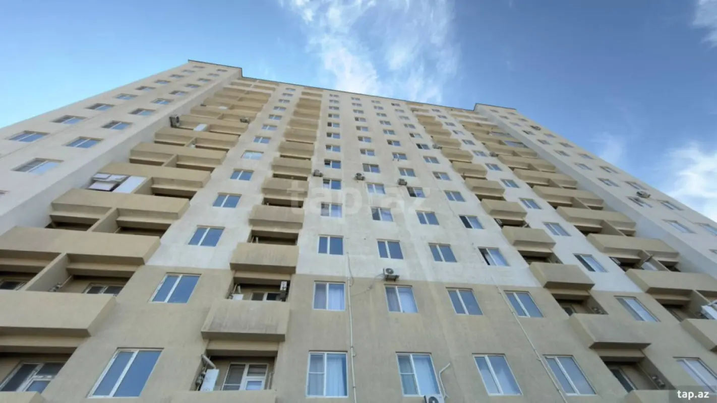 Satılır 3 otaqlı yeni tikili 84 m²