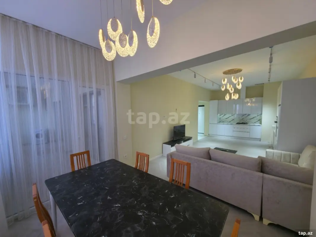 Kirayə verilir 3 otaqlı yeni tikili 114 m²