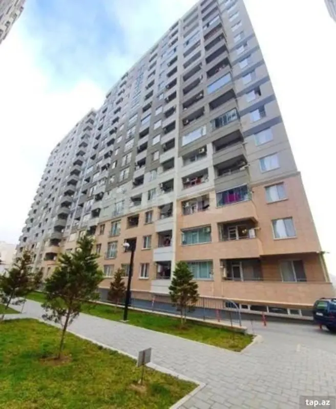 Satılır 3 otaqlı yeni tikili 100 m²