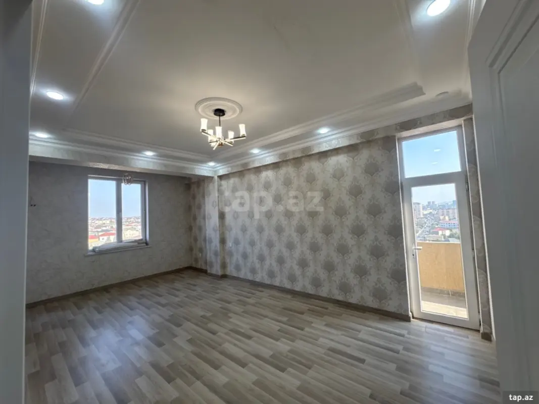 Satılır 3 otaqlı yeni tikili 76 m²